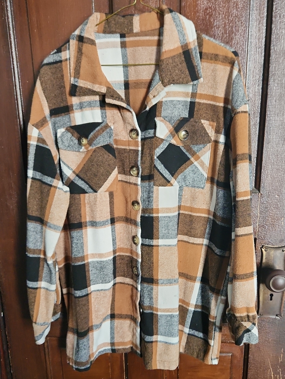 Plaid Button-Front Shirt Jacket in Camel/Black